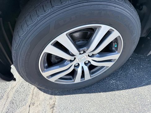 Used 2018 Honda Pilot EX-L image 9