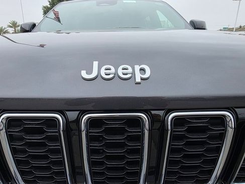 New 2025 Jeep Grand Cherokee L Limited image 2