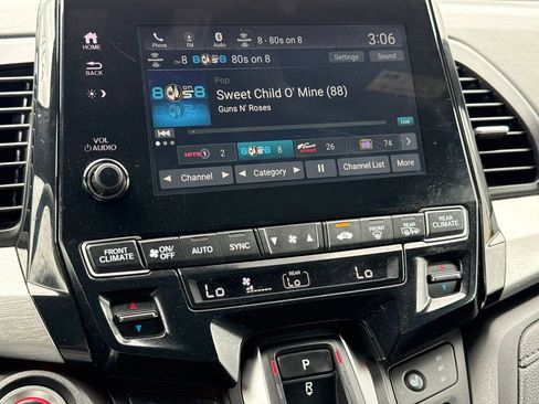 Used 2023 Honda Odyssey Sport image 21