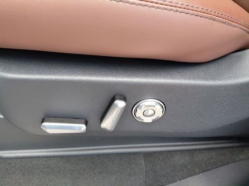 New 2026 Lincoln Navigator L Reserve image 12