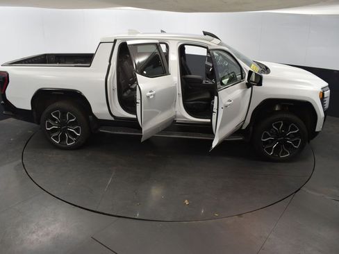 New 2025 GMC Sierra EV Denali image 55