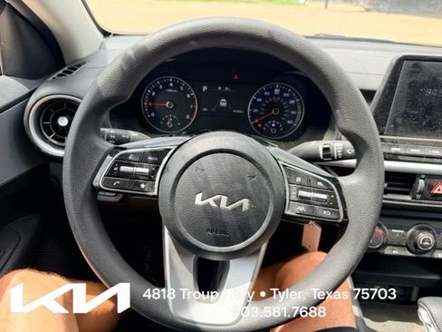Used 2024 Kia Forte LXS w/ LXS Technology Package FWD image 22