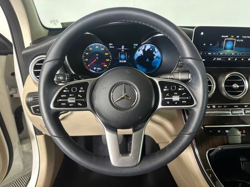 Certified 2022 Mercedes-Benz GLC 300 image 26