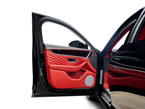 Used 2022 Bentley Flying Spur V8 image 53