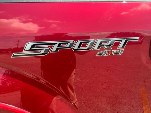 Used 2019 Ford F150 Lariat w/ Equipment Group 502A Luxury AWD/4WD image 20