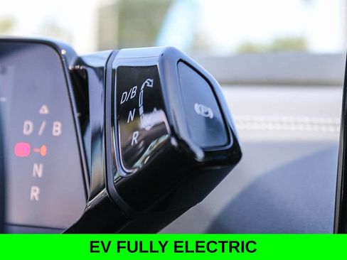 Used 2023 Volkswagen ID.4 Pro S AWD/4WD image 22