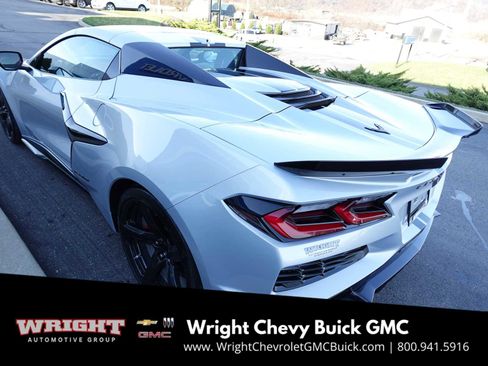Used 2023 Chevrolet Corvette Z06 w/ Stealth Interior Trim Package image 8