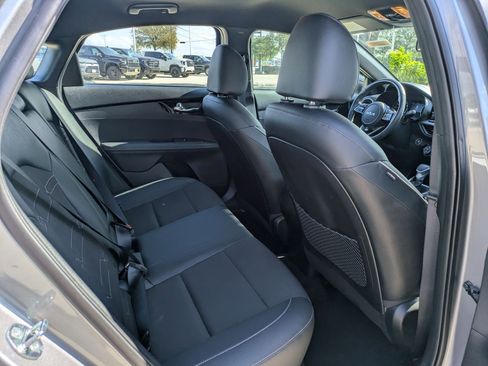 Used 2024 Kia Forte GT-Line image 27