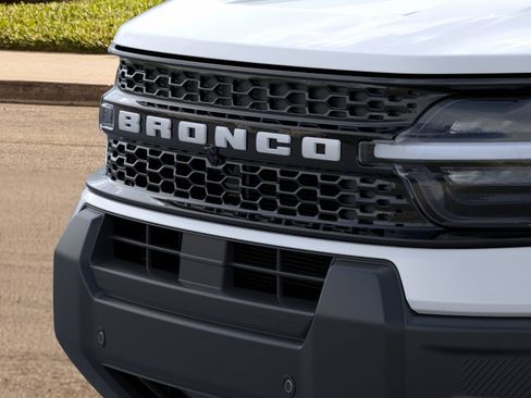New 2025 Ford Bronco Sport Outer Banks w/ Outer Banks Tech Package+ AWD/4WD image 34