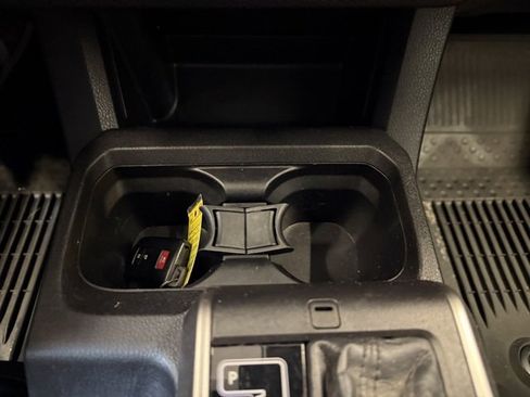 Used 2023 Toyota Tacoma SR5 image 32