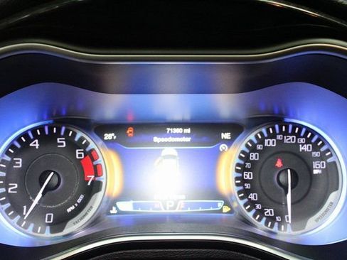 Used 2015 Chrysler 200 C w/ Sun/Sound Group FWD image 21