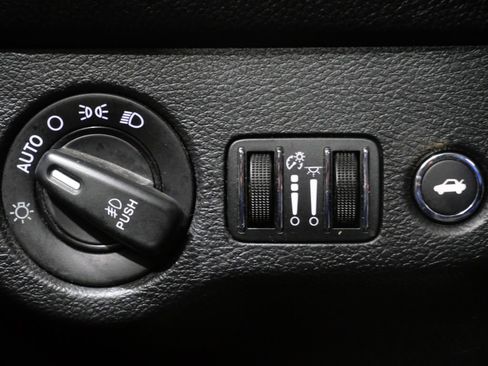 Used 2016 Dodge Challenger R/T Plus image 15