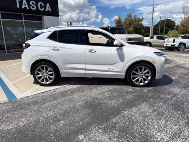Used 2024 Buick Encore GX Avenir w/ Avenir Technology Package FWD image 9