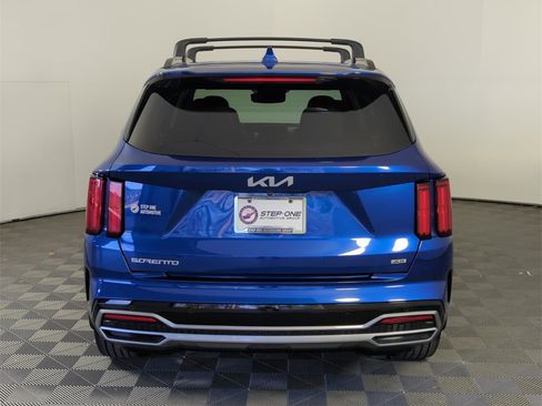 Used 2023 Kia Sorento SX image 6