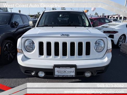 Used 2016 Jeep Patriot Sport w/ Power Value Group FWD image 3