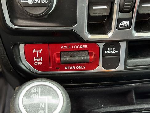 Used 2022 Jeep Gladiator Mojave image 21