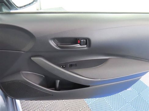 Used 2024 Toyota Corolla LE FWD image 33
