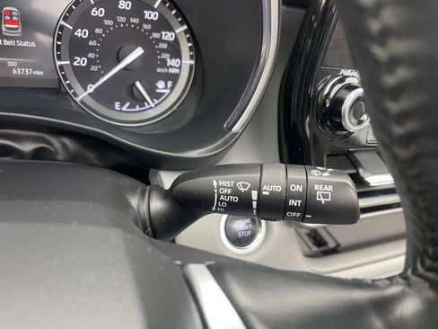 Used 2021 Toyota Highlander Platinum image 29