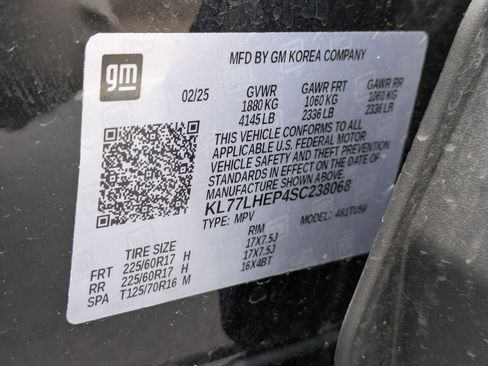 Used 2025 Chevrolet Trax LT w/ LT Convenience Package FWD image 33