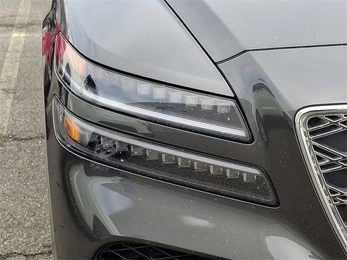 Used 2025 Genesis GV80 2.5T Standard image 4