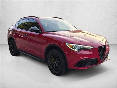Used 2020 Alfa Romeo Stelvio w/ Nero Edizione RWD image 3