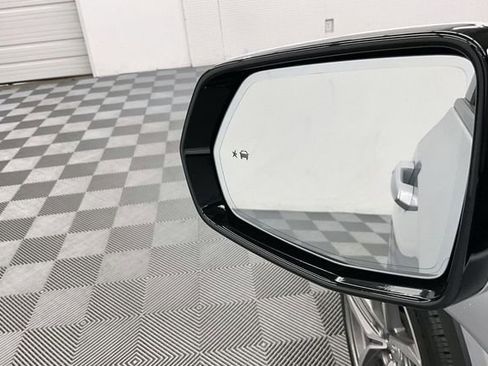 Used 2022 Cadillac XT4 Sport AWD/4WD image 39