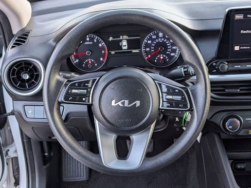 Used 2023 Kia Forte LXS image 13
