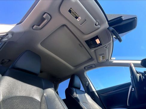 Used 2022 Lexus RX 450h AWD w/ Premium Package image 12