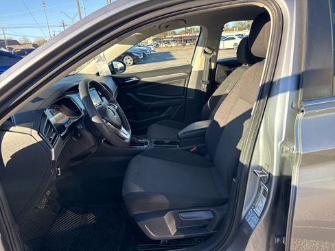 Used 2021 Volkswagen Jetta S image 9