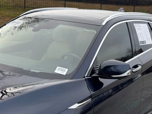 Used 2021 INFINITI QX50 Sensory image 9