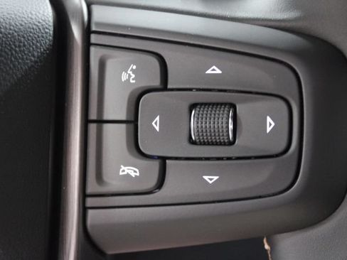 New 2026 GMC Sierra 2500 AT4 w/ Technology Package AWD/4WD image 39