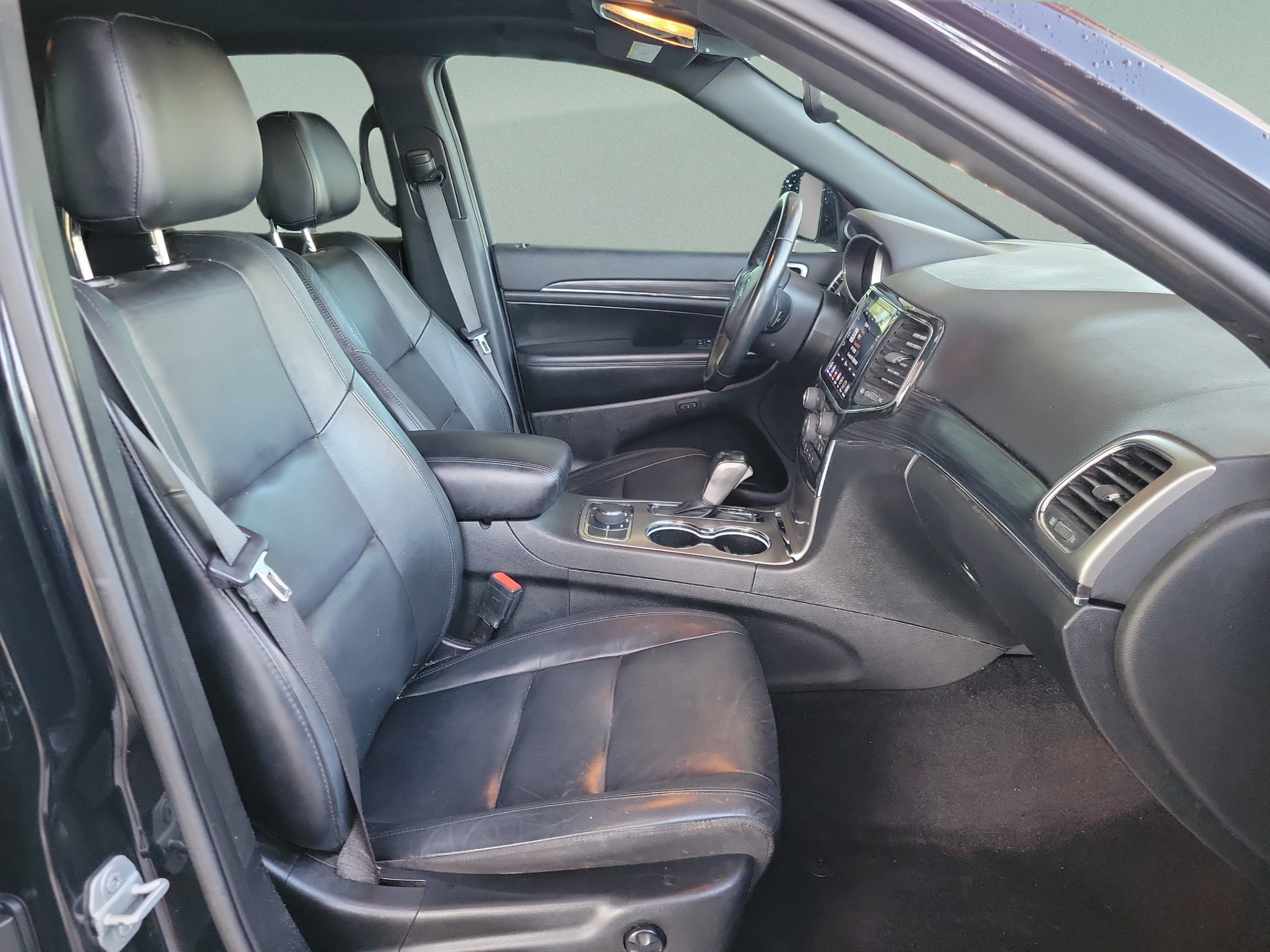 Used 2022 Jeep Grand Cherokee Limited AWD/4WD image 34