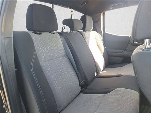 Certified 2023 Toyota Tacoma TRD Off-Road image 16