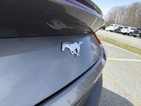 Used 2025 Ford Mustang Premium RWD image 33