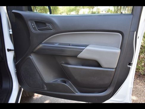 Used 2020 Chevrolet Colorado W/T w/ WT Convenience Package AWD/4WD image 34