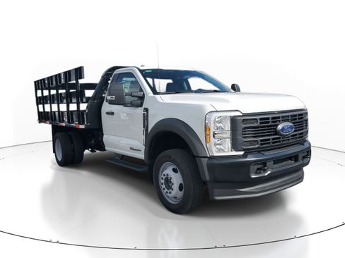 New 2024 Ford F550 4x4 Regular Cab Super Duty image 1