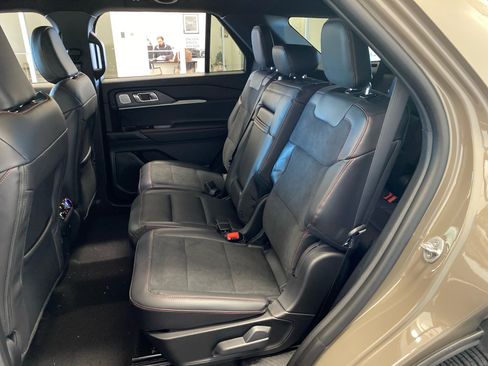 New 2026 Ford Explorer ST w/ Sun And Sound Package image 10