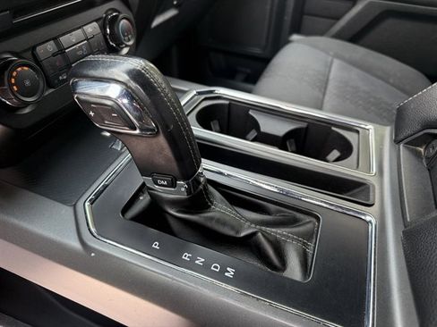 Used 2018 Ford F150 XLT w/ Equipment Group 302A Luxury AWD/4WD image 24