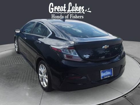 Used 2017 Chevrolet Volt Premier w/ Driver Confidence II Package FWD image 3