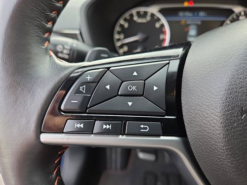 Used 2023 Nissan Altima 2.5 SR w/ SR Premium Package image 22