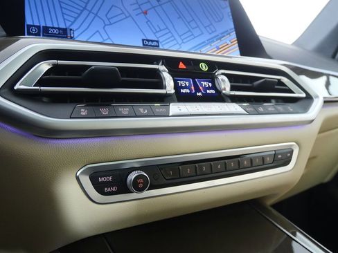 Used 2022 BMW X5 sDrive40i w/ Executive Package image 22