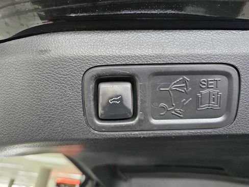 Used 2018 Ford Expedition Max Limited image 39