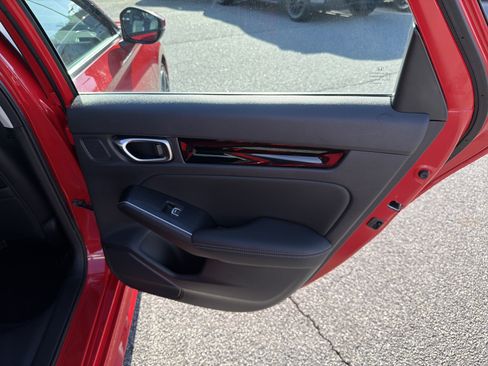 Used 2022 Honda Civic Touring image 29