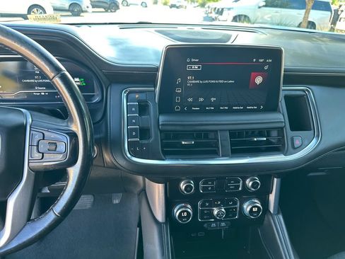 Used 2023 GMC Yukon XL SLE w/ Gmc Pro Safety Plus Package RWD image 26