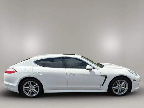 Used 2011 Porsche Panamera S image 4