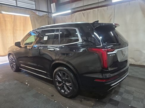 Used 2020 Cadillac XT6 Premium Luxury image 8