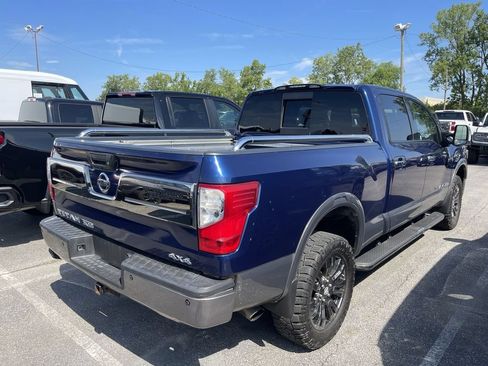 Used 2017 Nissan Titan Platinum Reserve AWD/4WD image 9