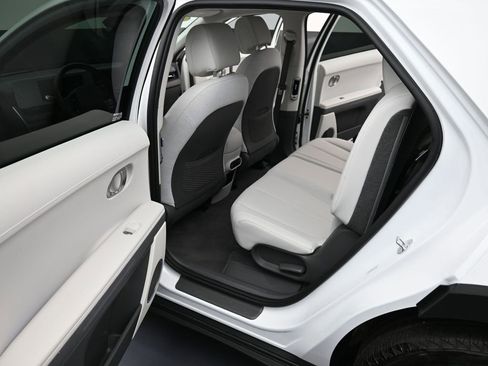 Certified 2023 Hyundai Ioniq 5 SEL image 11