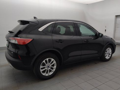 Used 2021 Ford Escape SE image 10