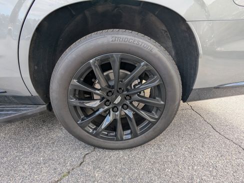 Used 2024 Cadillac Escalade Sport w/ LPO, ONYX Package image 30